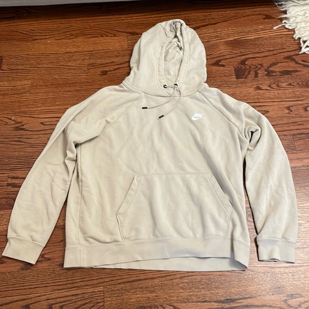 Nike sweatshirt